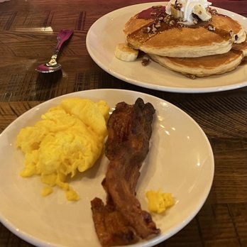 Another Broken Egg Cafe - Bourbon Pancakes - Breakfast & Brunch Near Me - Destin, Florida Another Broken Egg Cafe - Bourbon Pancakes - Breakfast & Brunch Near Me - Destin, Florida