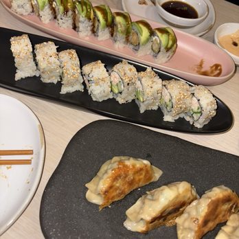 Kuromon Sushi - Dragon roll, California roll, chicken gyoza - Japanese Near Me - Miami Beach, Florida Kuromon Sushi - Dragon roll, California roll, chicken gyoza - Japanese Near Me - Miami Beach, Florida