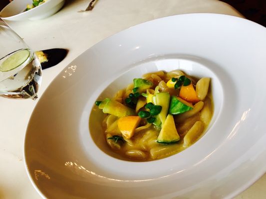 Restaurant Petrus by null