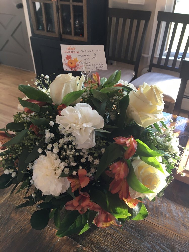 FLOWERS BY LYNN Updated October 2024 77 Sullivan St, Wurtsboro, New