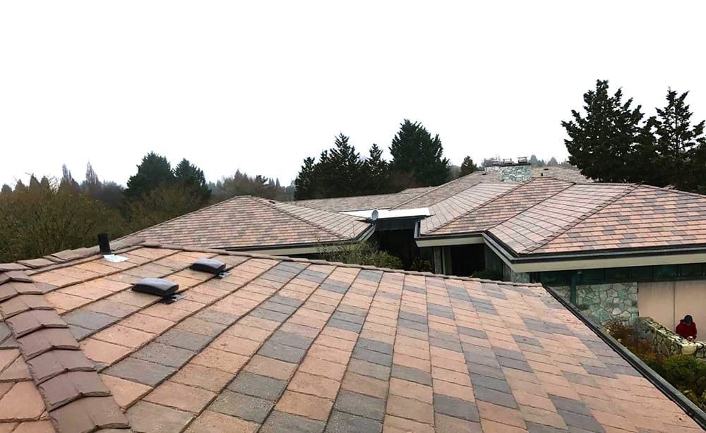 Slide of i5 Exteriors