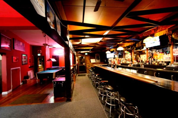 Antone's Cocktail Lounge by null