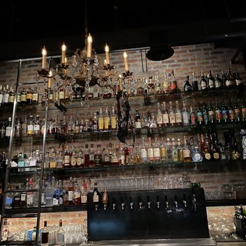 Hooch Craft Cocktail Bar - Tapas/Small Plates Near Me - Aspen, Colorado