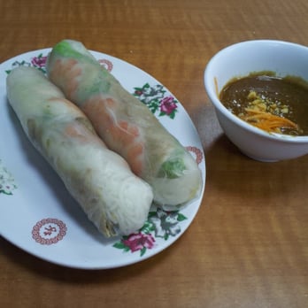 Pho Ha - Spring rolls with peanut sauce. Love it. - Vietnamese Near Me - Glendale Heights, Illinois