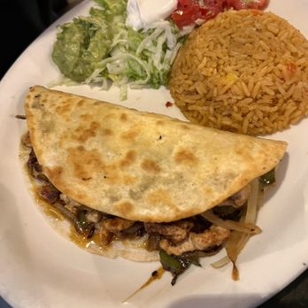 Rancho Viejo - Chicken quesadilla - Mexican Near Me - Winder, Georgia