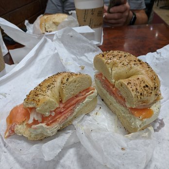 252 7Th Ave Bagels - Everything bagel, avocado, cream cheese, lox and white onion. - Bagels Near Me - Brooklyn, New York 252 7Th Ave Bagels - Everything bagel, avocado, cream cheese, lox and white onion. - Bagels Near Me - Brooklyn, New York