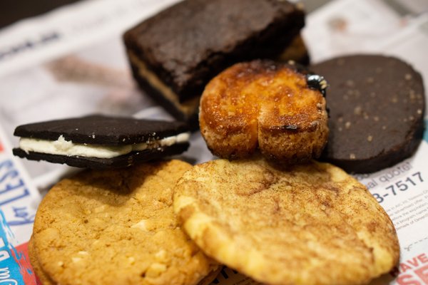 Batch Baking Company by null