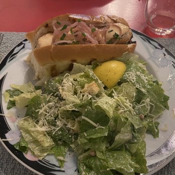 Landmark Oyster House - Scallop Dog - Seafood Near Me - Victoria, Prince Edward Island Landmark Oyster House - Scallop Dog - Seafood Near Me - Victoria, Prince Edward Island