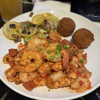 Venice Cafe - Bars Near Me - Kent, Ohio