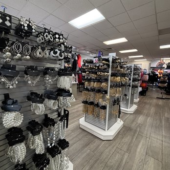 Ashley Stewart #371 - Accessories Near Me - Orlando, Florida Ashley Stewart #371 - Accessories Near Me - Orlando, Florida