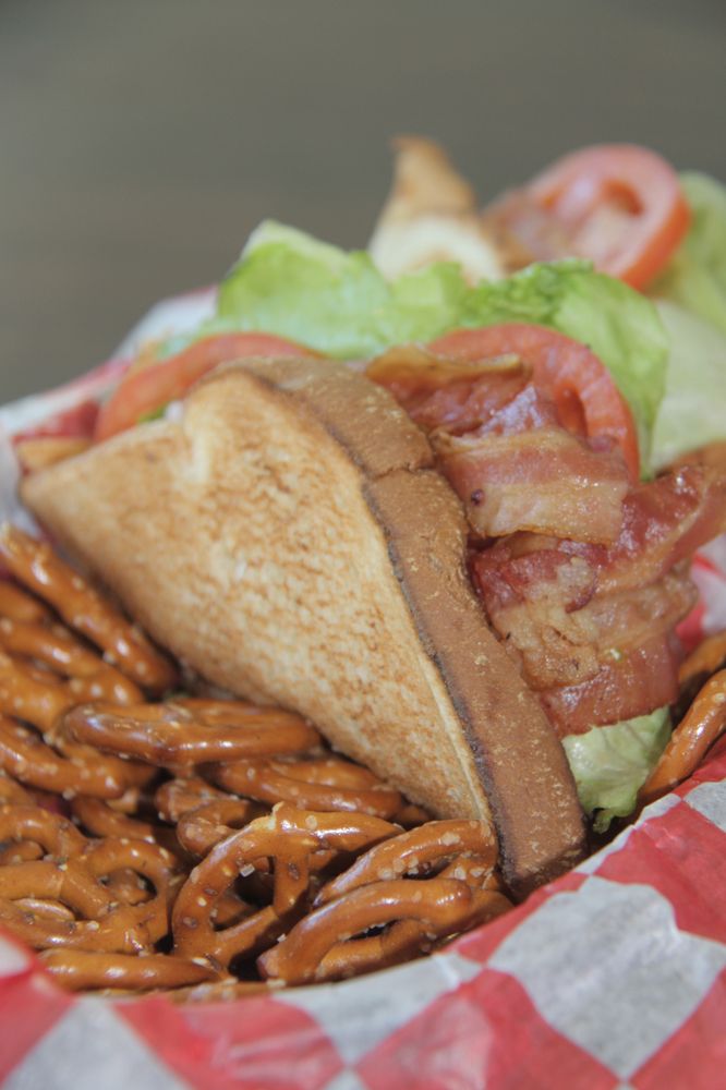 COMPLEX CAFE Updated July 2024 24 Photos 2725 Judge Fran Jamieson