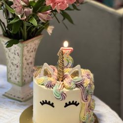 Stanwood Cupcakes - Unicorn Cake