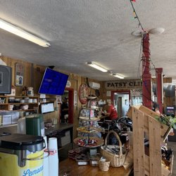 Shaffer's BBQ & Market - Interior