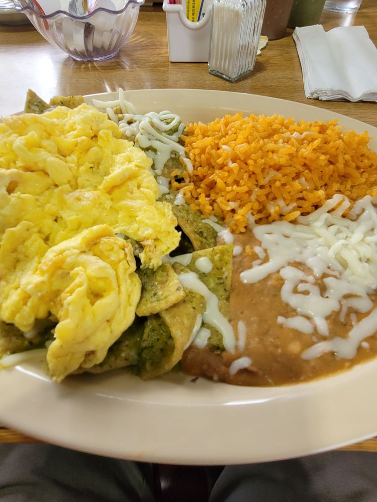 Antonio's Tacos Logo