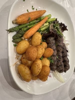 Habib's Cuisine by null