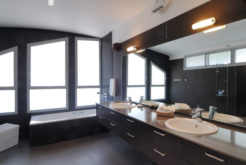 Slide of Los Angeles Roofing