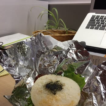 Rice Burg - Yummy af - Food Trucks Near Me Rice Burg - Yummy af - Food Trucks Near Me