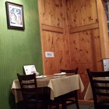 Yummy Thai - Quaint dining area - Thai Near Me - Buffalo, New York Yummy Thai - Quaint dining area - Thai Near Me - Buffalo, New York