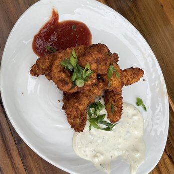 Duke's La Jolla - Panko Crusted Calamari - New American Near Me - La Jolla, California