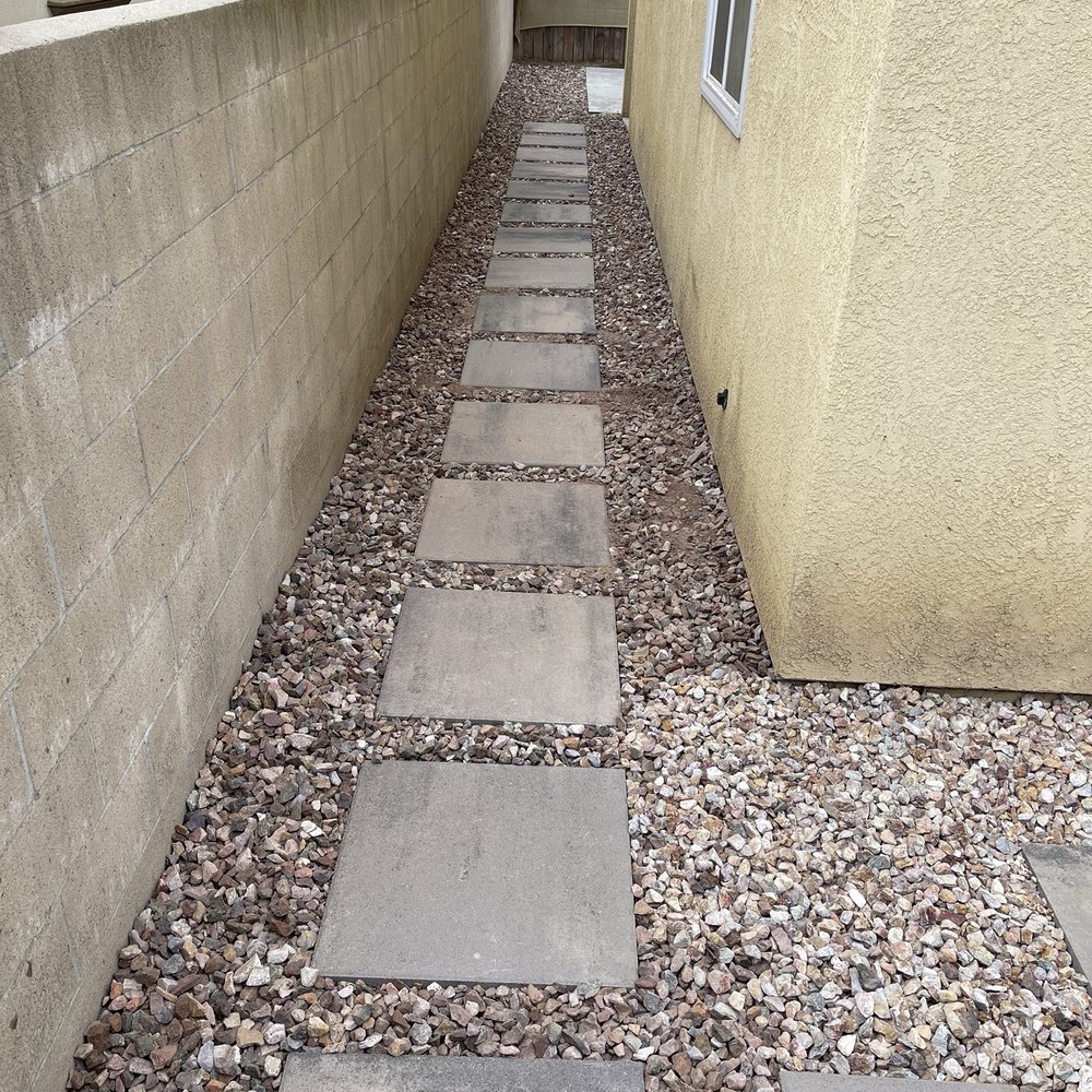 Jesus Lawn Maintenance - Lawn Services Near Me - Bellflower, California
