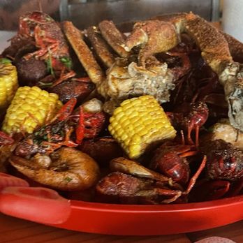Mudbugs Cajun Icehouse - Mixed Seafood Boil - Cajun/Creole Near Me - Corpus Christi, Texas