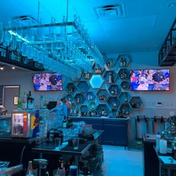 Gator's Family Restaurant - Love this place!  Good food and drinks!