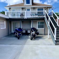 Vlatero Lion Property