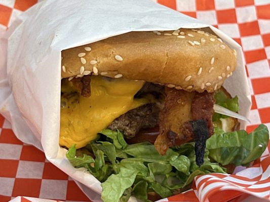 D-Town Burger Bar by null