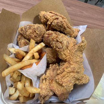 Fat Daddy - 23$ pieces - Fast Food Near Me - West Covina, California