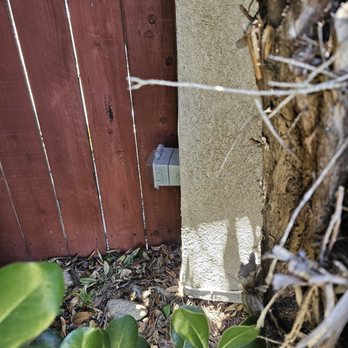Beristain Electric - Amazing job at install an outside electrical box - Electricians Near Me Beristain Electric - Amazing job at install an outside electrical box - Electricians Near Me