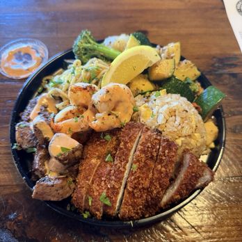 Volcano Grille - Team Seven Mini Combo Plate - Japanese Near Me - Las Vegas, Nevada