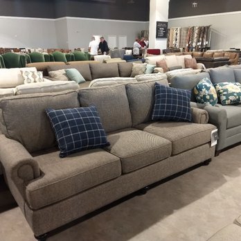 Bassett Furniture Furniture Stores 88 1 Dunning Rd Middletown Ny Phone Number Yelp