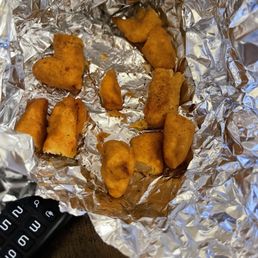 fried chicken nuggies in foil fried chicken nuggies in foil