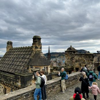 Edinburgh Castle - Edinburgh Castle-8 - Landmarks & Historical Buildings Near Me - Edinburgh, EDH Edinburgh Castle - Edinburgh Castle-8 - Landmarks & Historical Buildings Near Me - Edinburgh, EDH