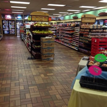 Kwik Star - a grocery store with a variety of fruits and vegetables - Convenience Stores Near Me - Charles City, Iowa
