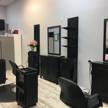 Cuts by the River - Hair stations - Barbers Near Me - Parkville, Missouri Cuts by the River - Hair stations - Barbers Near Me - Parkville, Missouri
