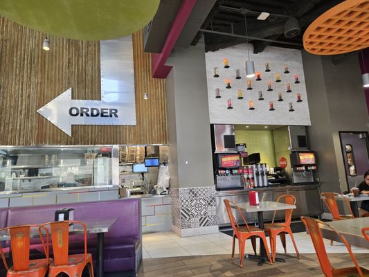 Twisted Trompo by null