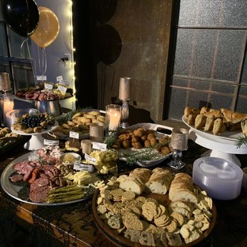 Studio Buckman - Back wall with grazing table - Session Photography Near Me - Burbank, California