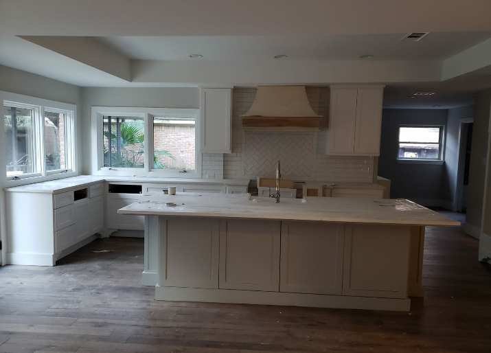 Slide of Ramiro's Carpentry