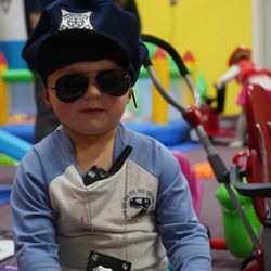 TNT Fun Play - Playing officer.