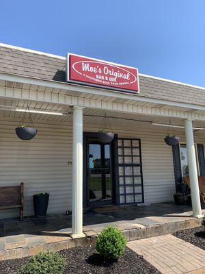 Moe's Original BBQ by null