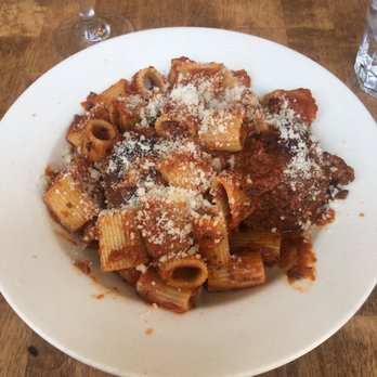 Max - Rigatoni Al Rag Napoletano - Italian Near Me - New York, New York