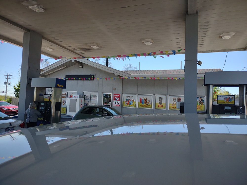 RACETRACK Updated August 2024 887 E Main St, Ephrata, Pennsylvania