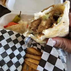 Surprise Shawarma & Fries - Chicken schwarma