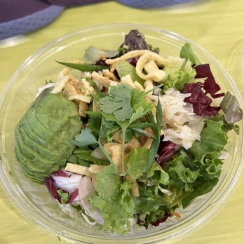 Marketplace Wolfgang Puck - Asian chicken salad - Pizza Near Me - Cancún, ROO Marketplace Wolfgang Puck - Asian chicken salad - Pizza Near Me - Cancún, ROO