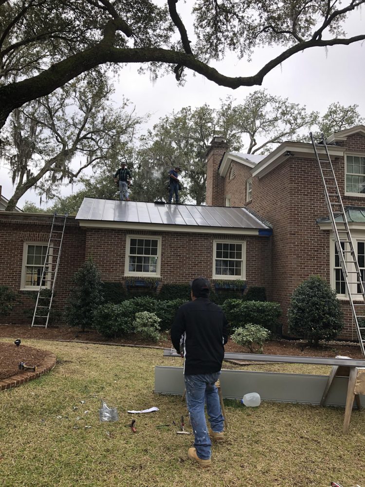 Slide of Southpaw Roofing Charleston