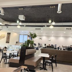 Moka & Co