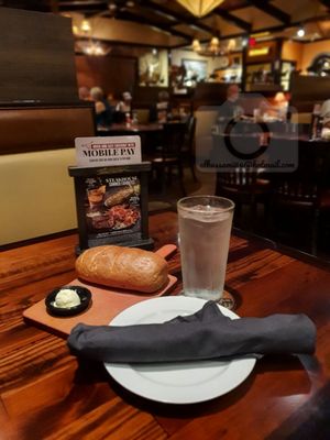 LongHorn Steakhouse by null
