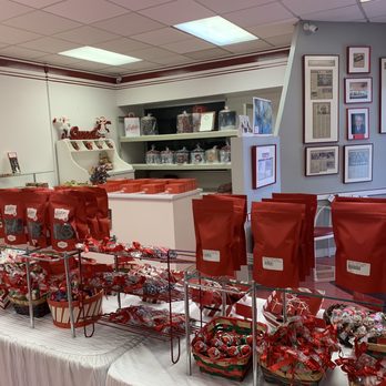 Buffett's Candies - One side of the inside of the store - Candy Stores Near Me - Albuquerque, New Mexico