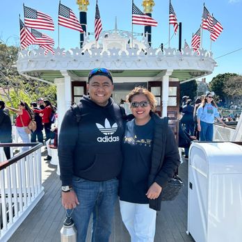 Dewadi's Family Care - Home Health Care Near Me - Highland, California Dewadi's Family Care - Home Health Care Near Me - Highland, California